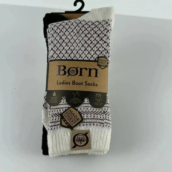 BORN LADIES BOOT SOCKS 2PK SZ 4-10 NWT COMFORT TOE MOISTURE WICKING 8% WOOL - Picture 1 of 6